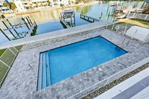 11797 1st St E, Treasure Island, FL 33706 - Photo 21
