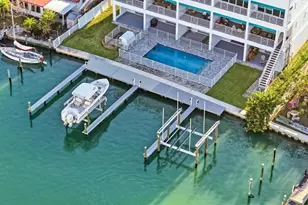 11797 1st St E, Treasure Island, FL 33706 - Photo 47