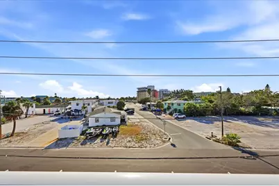 11797 1st Street E, Treasure Island, FL 33706 - Photo 31