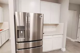 2518 Warren Acres Blvd, Wesley Chapel, FL 33543 - Photo 5