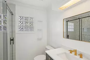 456 Marmora Ave, Tampa, FL 33606 - Photo 35