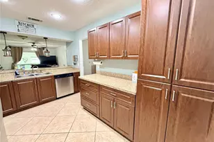 1046 W Samms Ave, Port Orange, FL 32129 - Photo 11