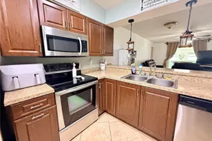 1046 W Samms Ave, Port Orange, FL 32129 - Photo 7
