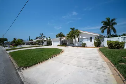 2220 E Vina Del Mar Boulevard, Saint Pete Beach, FL 33706 - Photo 65