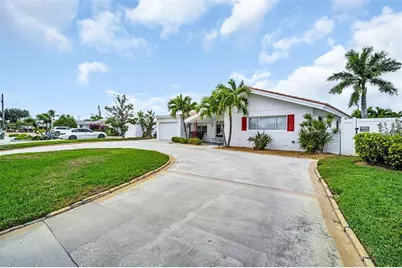 2220 E Vina Del Mar Boulevard, Saint Pete Beach, FL 33706 - Photo 3