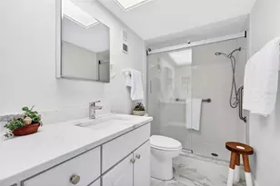 4900 Brittany Dr S, Saint Petersburg, FL 33715 - Photo 11