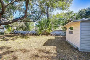 1621 25th Ave S, Saint Petersburg, FL 33712 - Photo 21