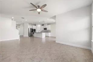 7915 Greenway Ave, Wesley Chapel, FL 33544 - Photo 21