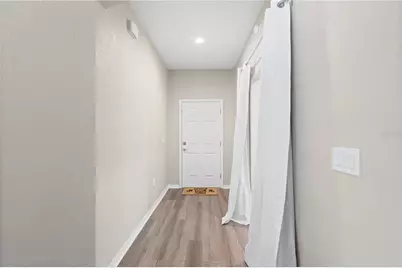 719 Vineyard Reserve Court, Seffner, FL 33584 - Photo 7