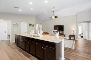 719 Vineyard Reserve Ct, Seffner, FL 33584 - Photo 15