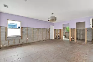 16218 1st St E, Redington Beach, FL 33708 - Photo 7