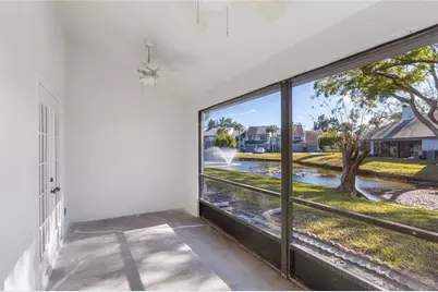 4138 Brentwood Park Circle, Tampa, FL 33624 - Photo 17