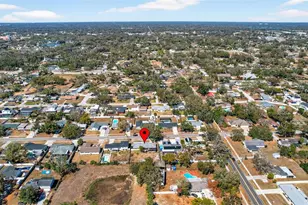 527 Julie Ln, Brandon, FL 33511 - Photo 5