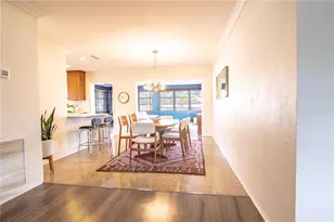 1129 39th Ave NE, Saint Petersburg, FL 33703 - Photo 9