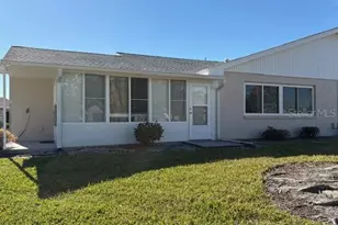 326 Grayston Pl, Sun City Center, FL 33573 - Photo 5