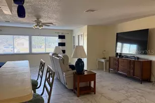 326 Grayston Pl, Sun City Center, FL 33573 - Photo 13