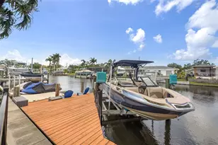 1424 47th Ave NE, Saint Petersburg, FL 33703 - Photo 43