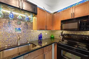 158 Pompano Dr SE, Saint Petersburg, FL 33705 - Photo 11