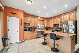 6208 Cherry Blossom Trail, Gibsonton, FL 33534 - Photo 9