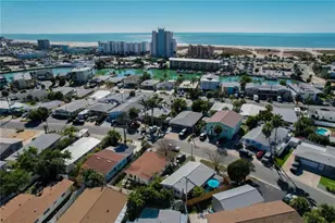 11155 2nd St E, Treasure Island, FL 33706 - Photo 5