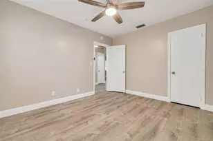 5655 1st Ave N, Saint Petersburg, FL 33710 - Photo 23