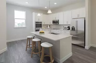 9704 Tate Ln, Tampa, FL 33626 - Photo 7