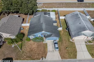 463 Emerald Cove Loop, Lakeland, FL 33813 - Photo 3