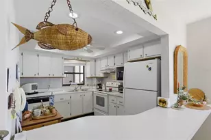 1270 Gulf Blvd, Clearwater Beach, FL 33767 - Photo 11