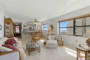 1270 Gulf Blvd, Clearwater Beach, FL 33767 - Photo 9