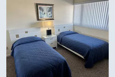 1001 Point Of Rocks Road #408, Sarasota, FL 34242 - Photo 3