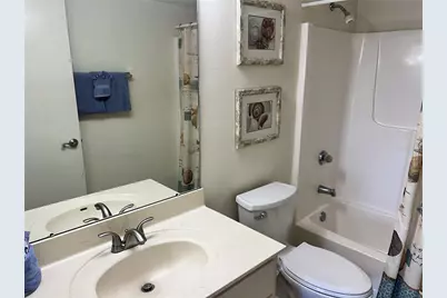 1001 Point Of Rocks Road #408, Sarasota, FL 34242 - Photo 5