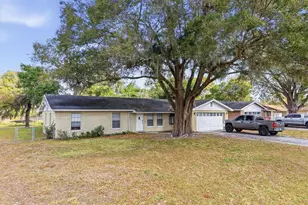 20621 Arthur Ct, Lutz, FL 33558 - Photo 1