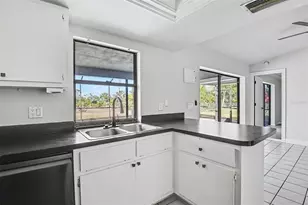 1912 SW 8th Ct, Cape Coral, FL 33991 - Photo 11