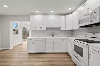 6098 Shannon Avenue, Spring Hill, FL 34606 - Photo 7