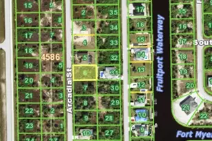 10234 Arcadia St, Port Charlotte, FL 33981 - Photo 1