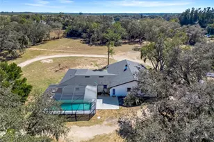 828 St Anne Shrine Rd, Lake Wales, FL 33898 - Photo 37