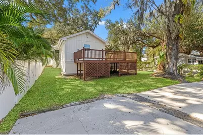 1402 Hilton Place, Tampa, FL 33604 - Photo 35