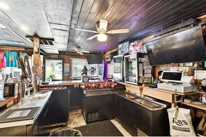 3007 6th Street S, Saint Petersburg, FL 33705 - Photo 13