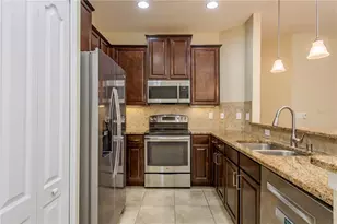 12919 Whittington Ct, Largo, FL 33773 - Photo 5