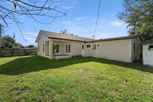 7211 Orpine Dr N, Saint Petersburg, FL 33702 - Photo 41