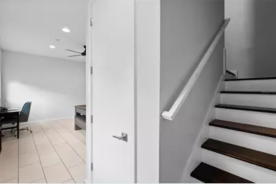 1910 W North A Street #4, Tampa, FL 33606 - Photo 9