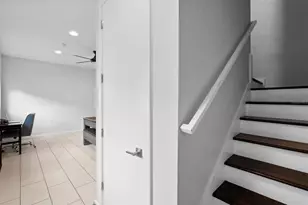 1910 W North A St, Tampa, FL 33606 - Photo 9