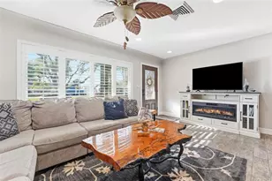 3595 Floral Dr, Largo, FL 33771 - Photo 13