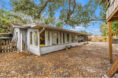 1297 Eden Isle Boulevard NE, Saint Petersburg, FL 33704 - Photo 35