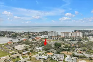 1297 Eden Isle Blvd NE, Saint Petersburg, FL 33702 - Photo 11