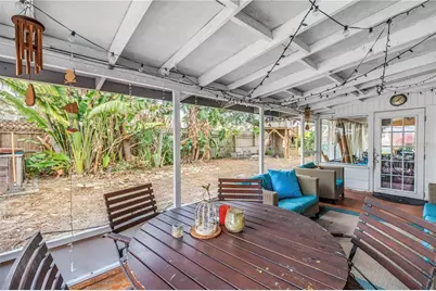 1297 Eden Isle Boulevard NE, Saint Petersburg, FL 33702 - Photo 21