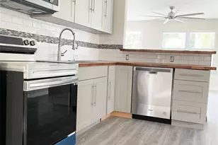 4537 10th Ave S, Saint Petersburg, FL 33711 - Photo 7