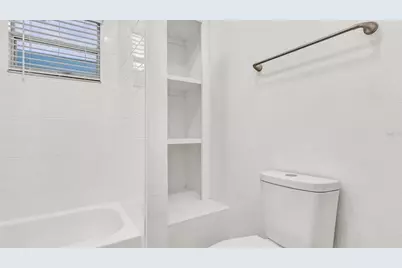 739 27th Avenue W, Bradenton, FL 34205 - Photo 13