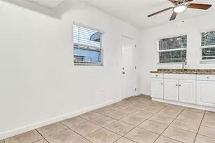 739 27th Ave W, Bradenton, FL 34205 - Photo 9