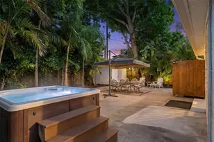 2612 46th St S, Gulfport, FL 33711 - Photo 3